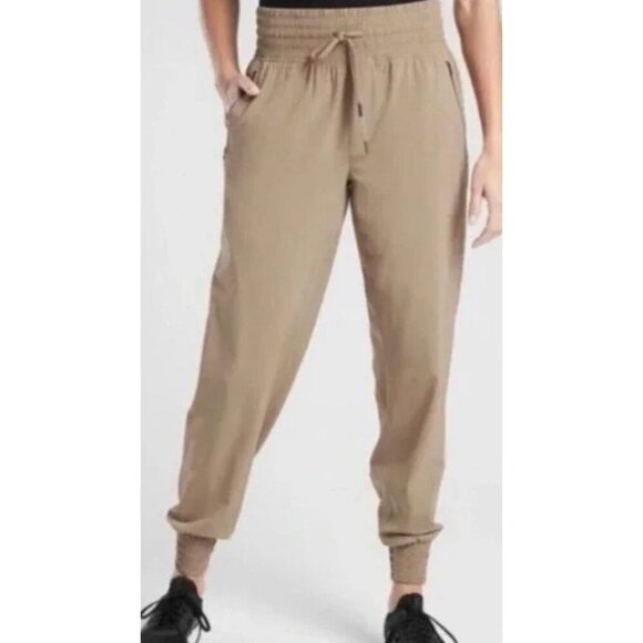 NWT Athleta Camden Jogger Pant in Brownstone Beige-sz 10 - Picture 1 of 9